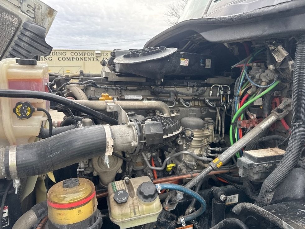 Sleeper Tractor-Heavy Duty Tractors-Freightliner-2019-Cascadia 12564ST-Omaha-NE-742,554\n\t\tmiles-$ 30,000 - Image 20