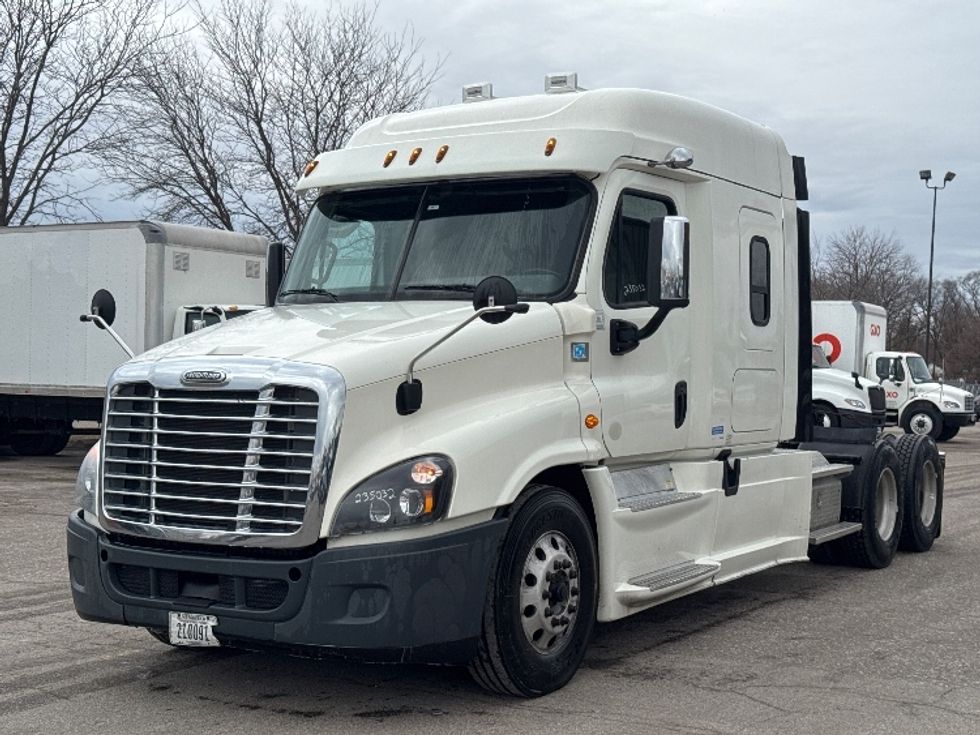 Sleeper Tractor-Heavy Duty Tractors-Freightliner-2019-Cascadia 12564ST-Omaha-NE-742,554\n\t\tmiles-$ 30,000 - Image 3