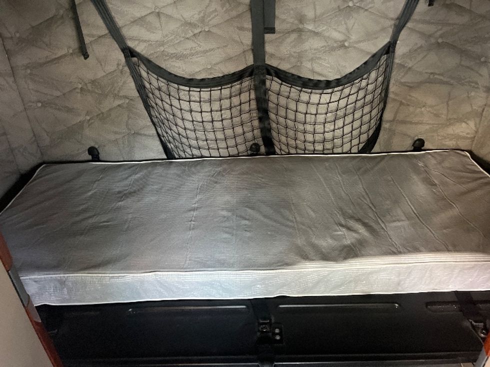 Sleeper Tractor-Heavy Duty Tractors-Freightliner-2019-Cascadia 12564ST-Pensacola-FL-406,192\n\t\tmiles-$ 55,000 - Image 17