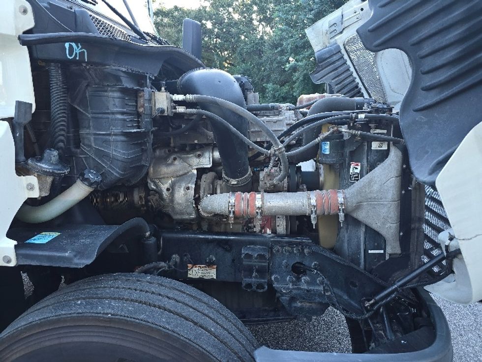 Sleeper Tractor-Heavy Duty Tractors-Freightliner-2019-Cascadia 12564ST-Pensacola-FL-445,126\n\t\tmiles-$ 49,750 - Image 19