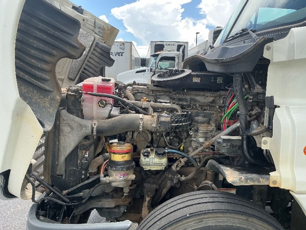 Sleeper Tractor-Heavy Duty Tractors-Freightliner-2019-Cascadia 12564ST-Pensacola-FL-452,540\n\t\tmiles-$ 54,250 - Image 21