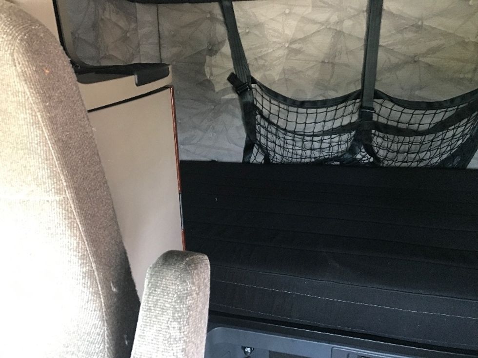 Sleeper Tractor-Heavy Duty Tractors-Freightliner-2019-Cascadia 12564ST-Prince George-VA-502,371\n\t\tmiles-$ 54,500 - Image 16