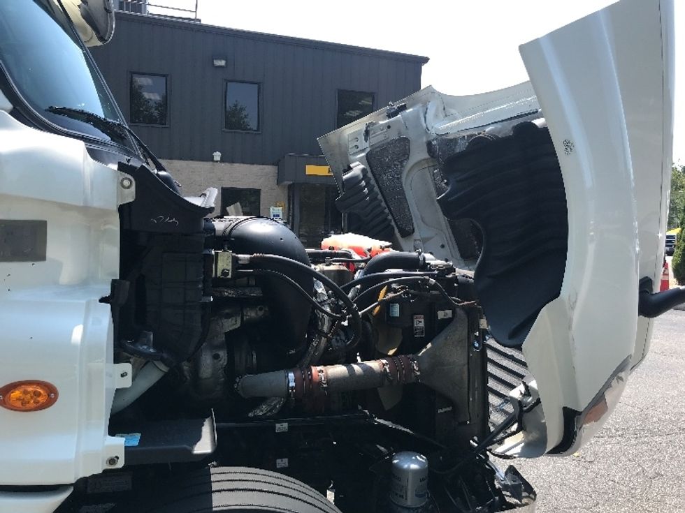 Sleeper Tractor-Heavy Duty Tractors-Freightliner-2019-Cascadia 12564ST-Prince George-VA-502,371\n\t\tmiles-$ 54,500 - Image 20