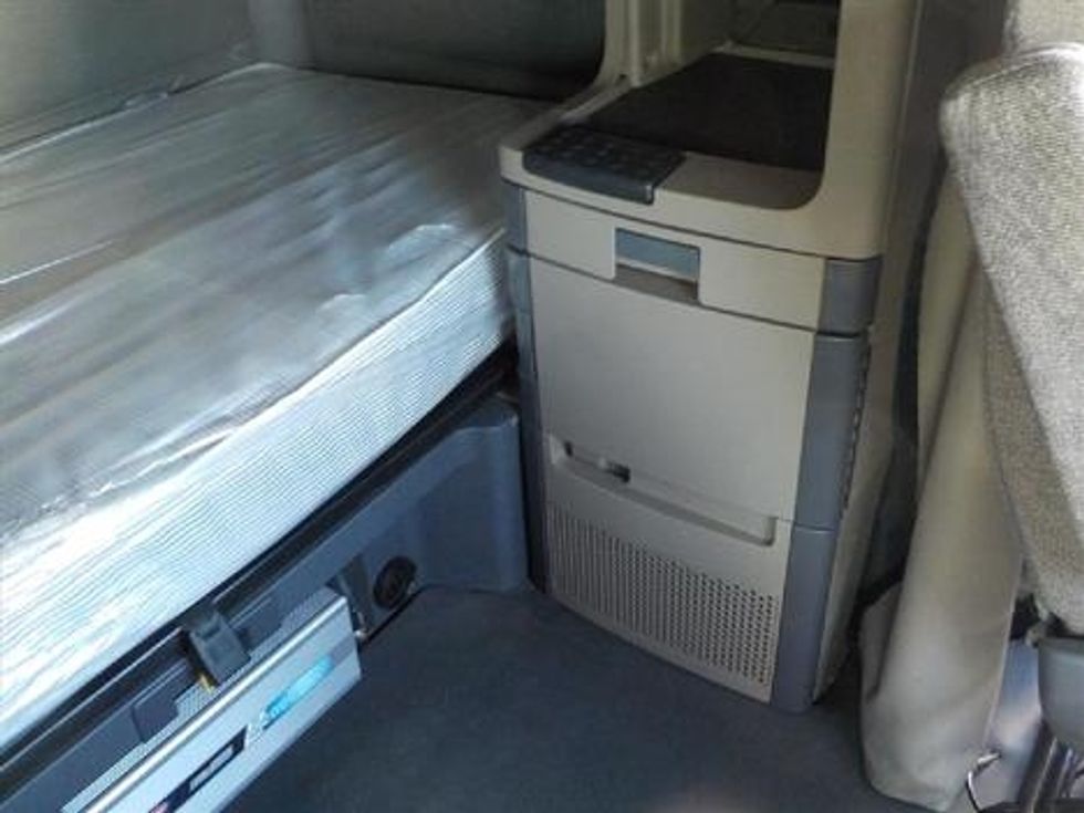 Sleeper Tractor-Heavy Duty Tractors-Freightliner-2019-Cascadia 12564ST-Rockwall-TX-387,674\n\t\tmiles-$ 63,500 - Image 14