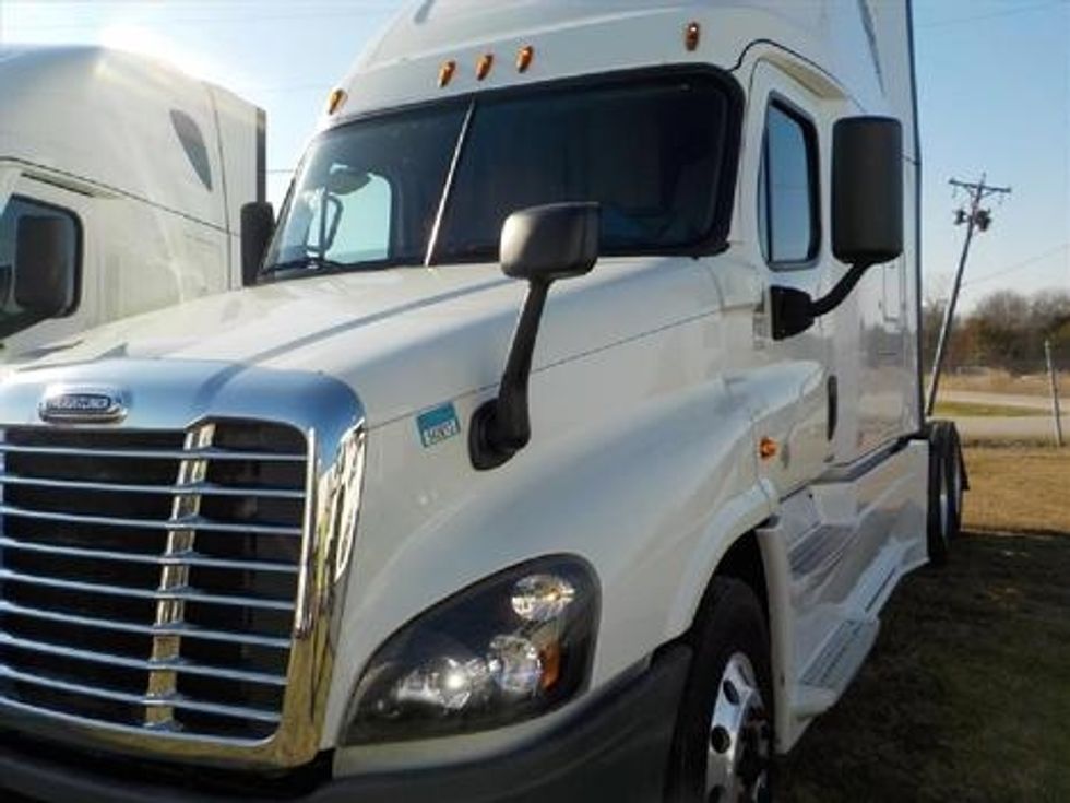 Sleeper Tractor-Heavy Duty Tractors-Freightliner-2019-Cascadia 12564ST-Rockwall-TX-387,674\n\t\tmiles-$ 63,500 - Image 7