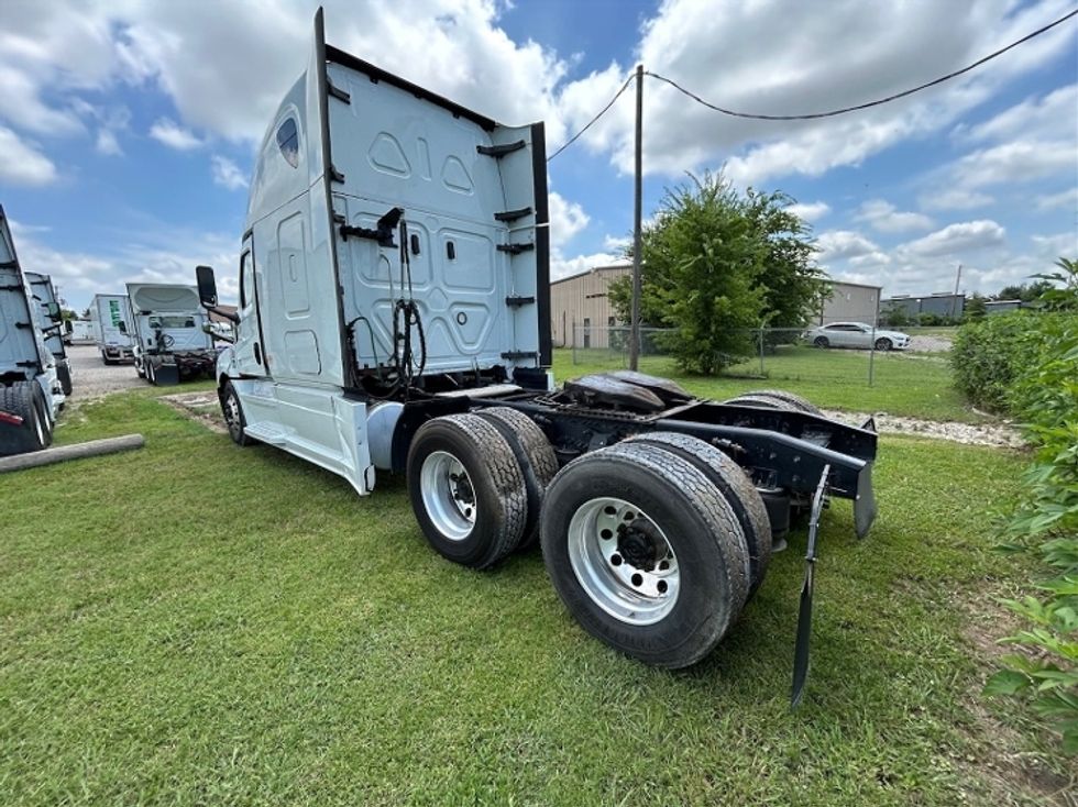 Sleeper Tractor-Heavy Duty Tractors-Freightliner-2019-Cascadia 12564ST-Rockwall-TX-586,089\n\t\tmiles-$ 45,500 - Image 7
