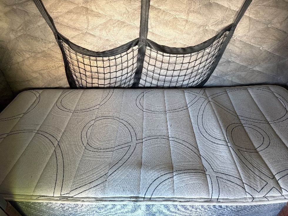 Sleeper Tractor-Heavy Duty Tractors-Freightliner-2019-Cascadia 12564ST-Salt Lake City-UT-528,213\n\t\tmiles-$ 46,500 - Image 17