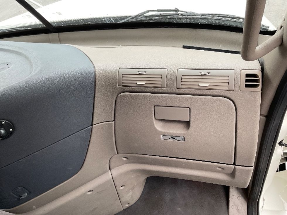 Sleeper Tractor-Heavy Duty Tractors-Freightliner-2019-Cascadia 12564ST-Salt Lake City-UT-603,300\n\t\tmiles-$ 44,500 - Image 14