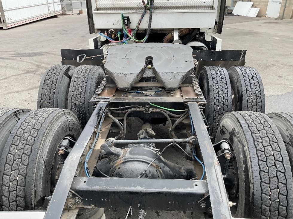 Sleeper Tractor-Heavy Duty Tractors-Freightliner-2019-Cascadia 12564ST-Salt Lake City-UT-603,300\n\t\tmiles-$ 44,500 - Image 6