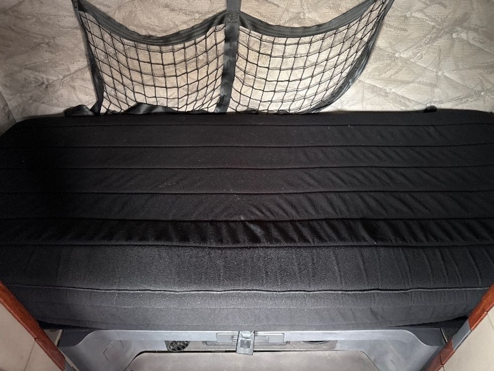 Sleeper Tractor-Heavy Duty Tractors-Freightliner-2019-Cascadia 12564ST-Salt Lake City-UT-741,113\n\t\tmiles-$ 32,000 - Image 17