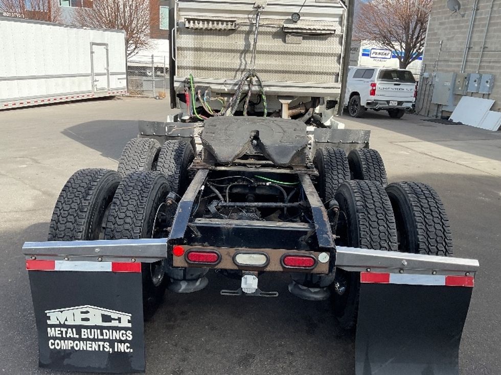 Sleeper Tractor-Heavy Duty Tractors-Freightliner-2019-Cascadia 12564ST-Salt Lake City-UT-741,113\n\t\tmiles-$ 32,000 - Image 6
