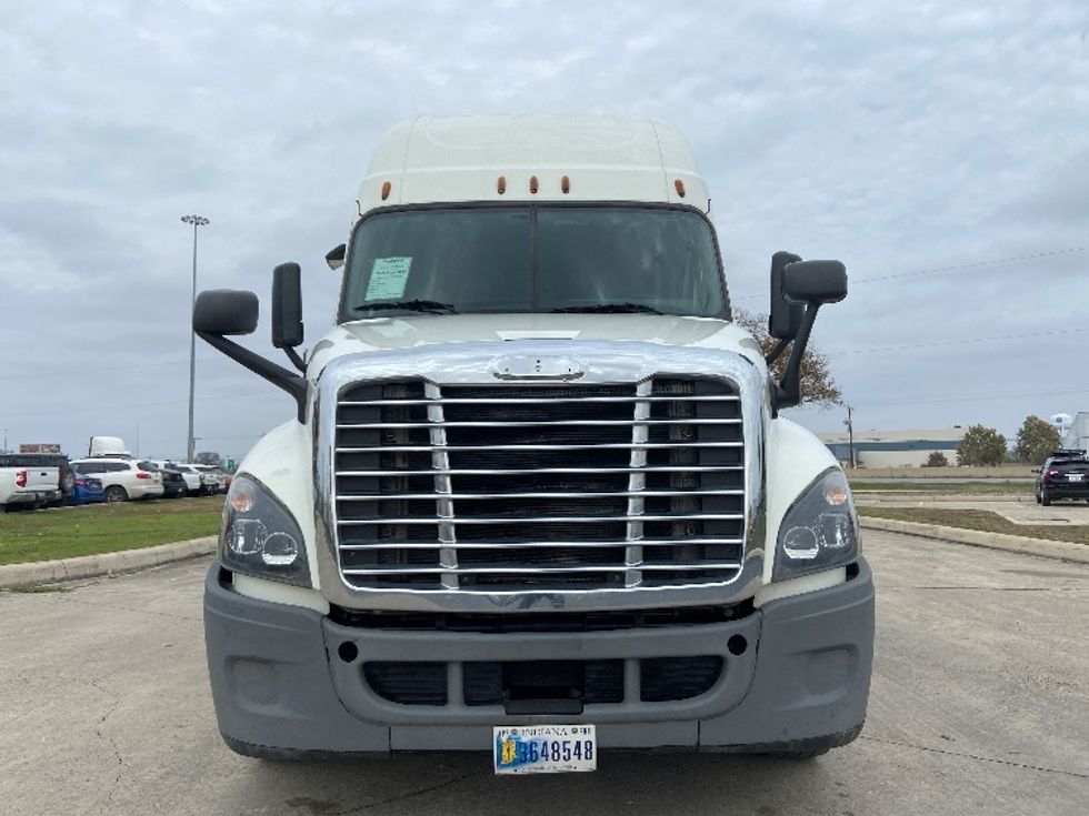 Sleeper Tractor-Heavy Duty Tractors-Freightliner-2019-Cascadia 12564ST-San Antonio-TX-461,234\n\t\tmiles-$ 49,250 - Image 2