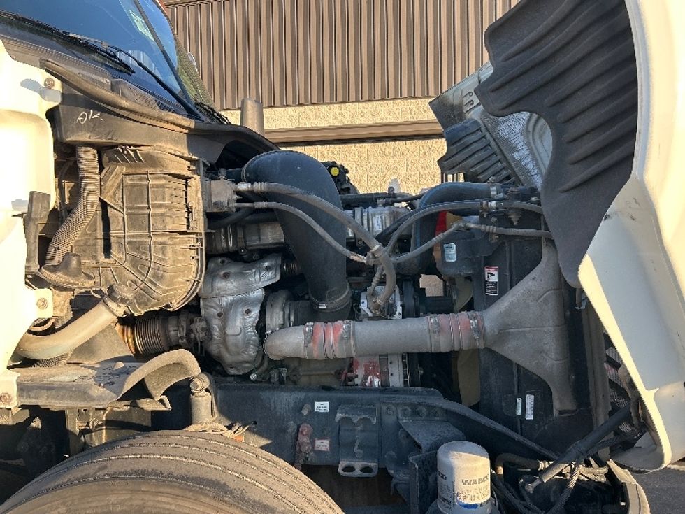 Sleeper Tractor-Heavy Duty Tractors-Freightliner-2019-Cascadia 12564ST-San Antonio-TX-612,859\n\t\tmiles-$ 45,750 - Image 20