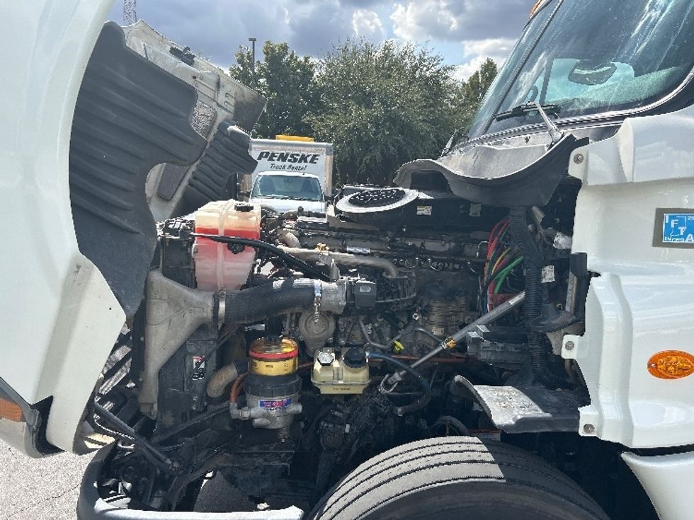 Sleeper Tractor-Heavy Duty Tractors-Freightliner-2019-Cascadia 12564ST-San Antonio-TX-687,900\n\t\tmiles-$ 40,000 - Image 21