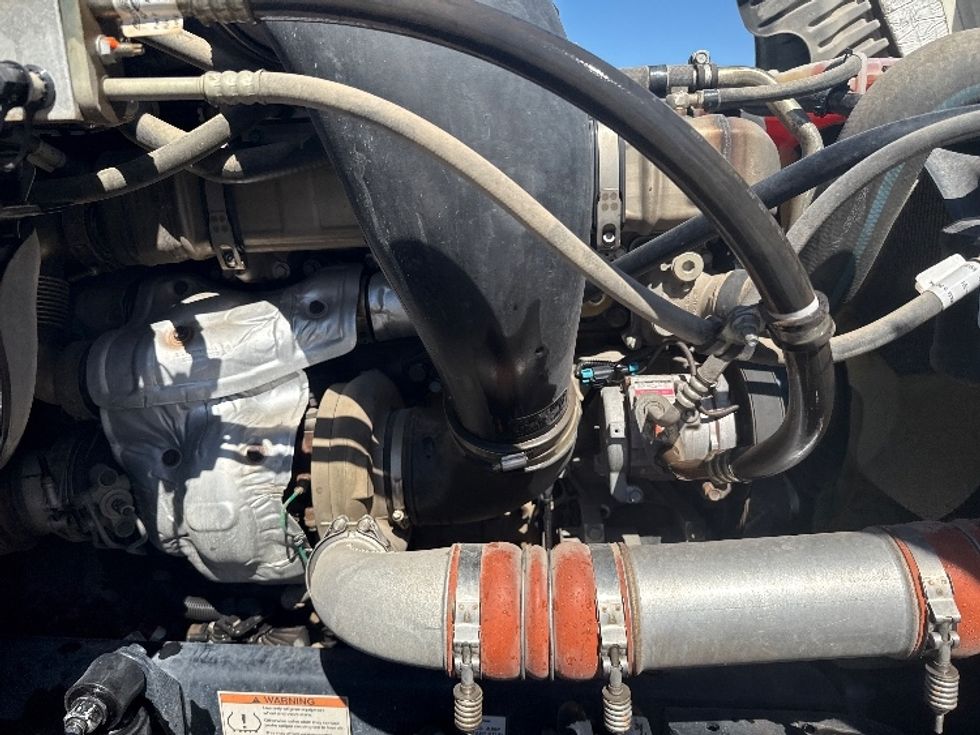 Sleeper Tractor-Heavy Duty Tractors-Freightliner-2019-Cascadia 12564ST-San Diego-CA-602,213\n\t\tmiles-$ 53,250 - Image 20