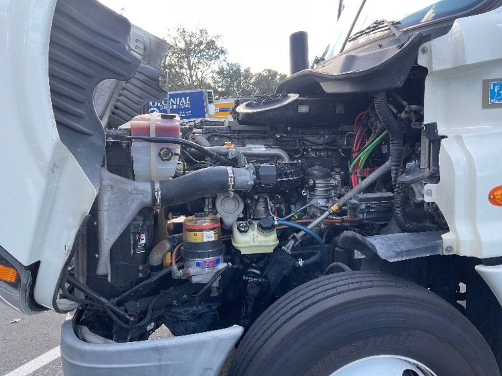 Sleeper Tractor-Heavy Duty Tractors-Freightliner-2019-Cascadia 12564ST-Tampa-FL-301,770\n\t\tmiles-$ 57,750 - Image 21