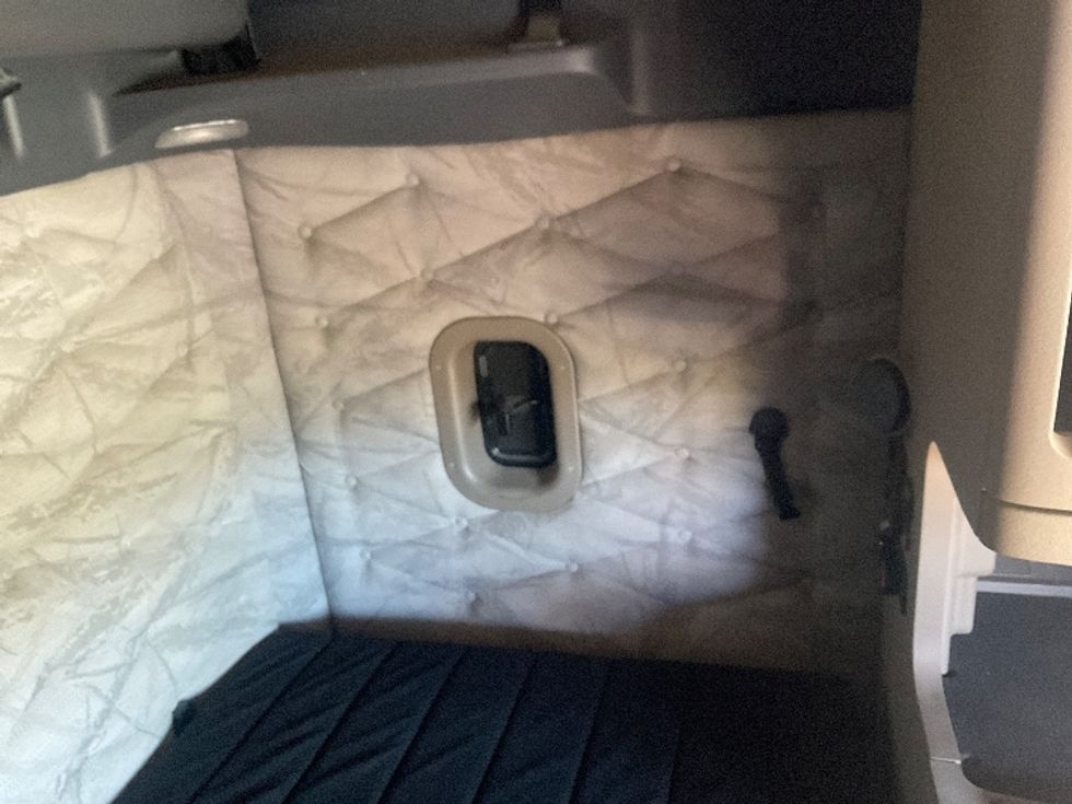 Sleeper Tractor-Heavy Duty Tractors-Freightliner-2019-Cascadia 12564ST-Tampa-FL-348,942\n\t\tmiles-$ 55,250 - Image 18