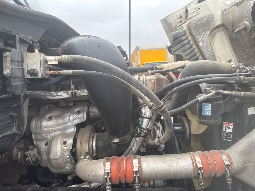 Sleeper Tractor-Heavy Duty Tractors-Freightliner-2019-Cascadia 12564ST-Torrance-CA-719,238\n\t\tmiles-$ 42,750 - Image 20