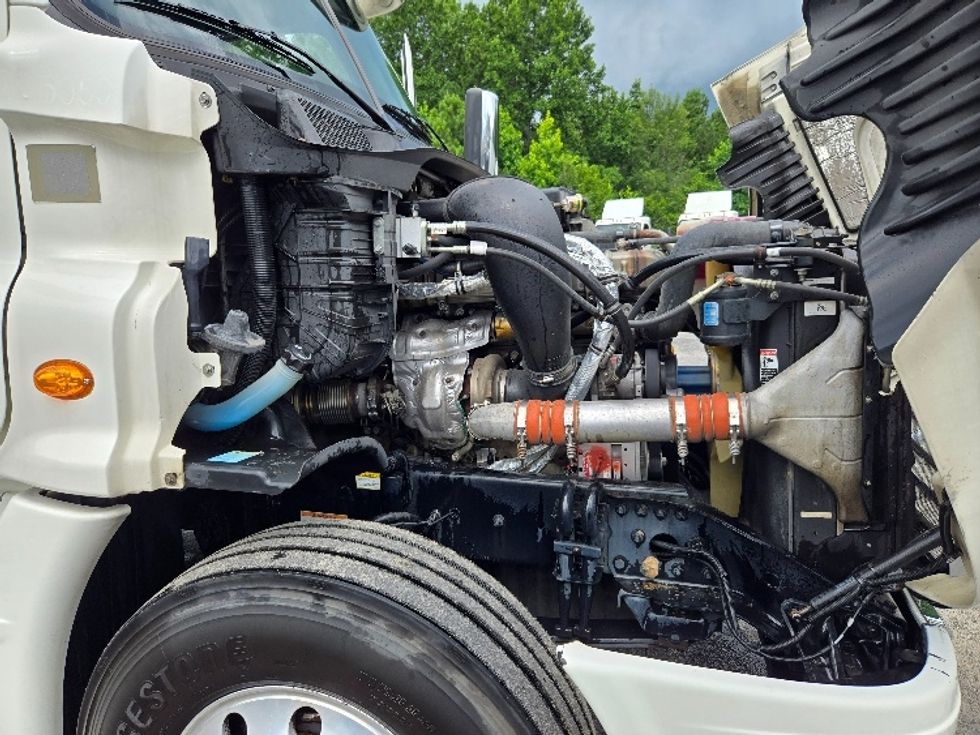 Sleeper Tractor-Heavy Duty Tractors-Freightliner-2019-Cascadia 12564ST-Villa Rica-GA-530,128\n\t\tmiles-$ 50,500 - Image 19