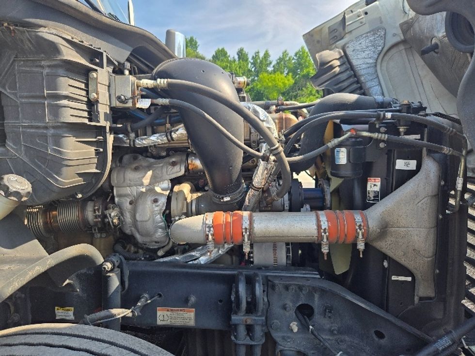 Sleeper Tractor-Heavy Duty Tractors-Freightliner-2019-Cascadia 12564ST-Villa Rica-GA-566,890\n\t\tmiles-$ 48,250 - Image 20