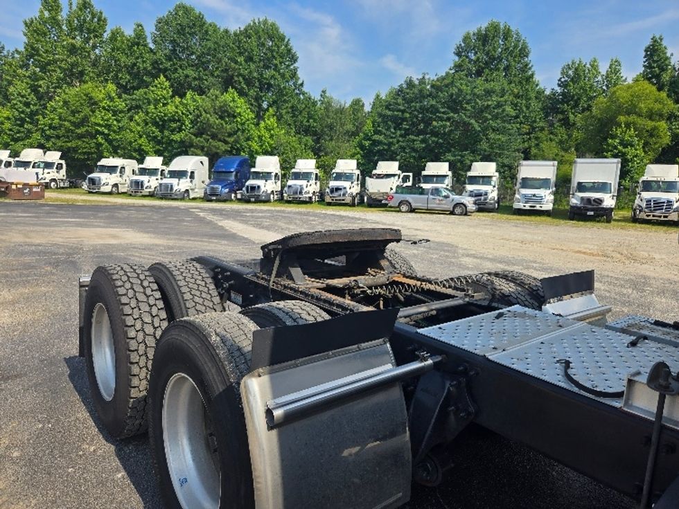 Sleeper Tractor-Heavy Duty Tractors-Freightliner-2019-Cascadia 12564ST-Villa Rica-GA-566,890\n\t\tmiles-$ 48,250 - Image 23