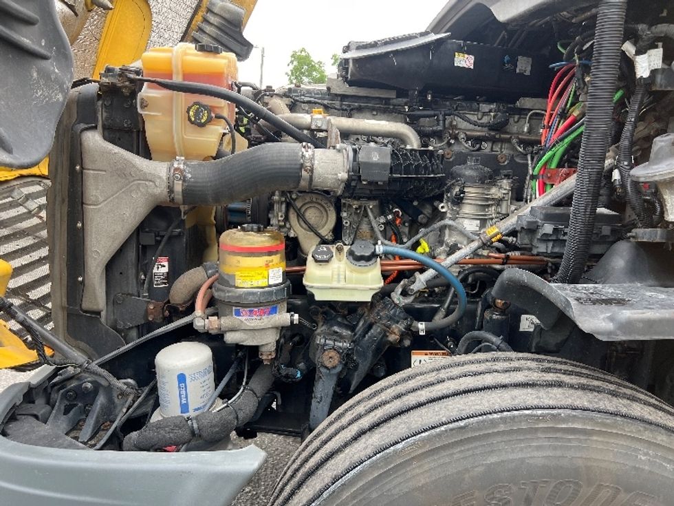 Sleeper Tractor-Heavy Duty Tractors-Freightliner-2019-Cascadia 12564ST-Wabash-IN-760,226\n\t\tmiles-$ 31,500 - Image 21