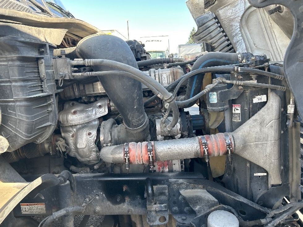 Sleeper Tractor-Heavy Duty Tractors-Freightliner-2019-Cascadia 12564ST-West Sacramento-CA-417,342\n\t\tmiles-$ 62,000 - Image 20