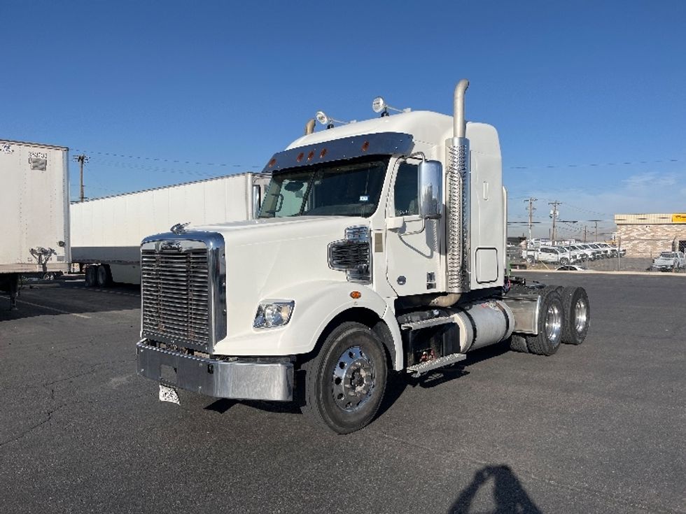 Sleeper Tractor-Heavy Duty Tractors-Freightliner-2019-D12264SD-El Paso-TX-505,444\n\t\tmiles-$ 65,750 - Image 3
