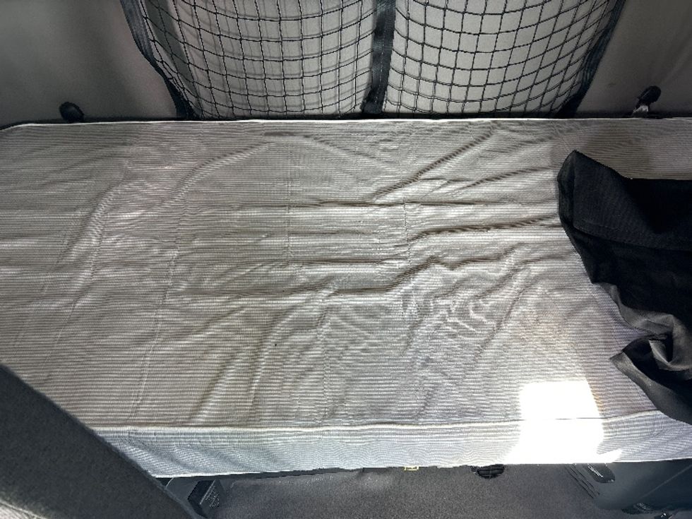 Sleeper Tractor-Heavy Duty Tractors-Freightliner-2019-T11662ST-Atlanta-GA-332,267\n\t\tmiles-$ 53,000 - Image 17