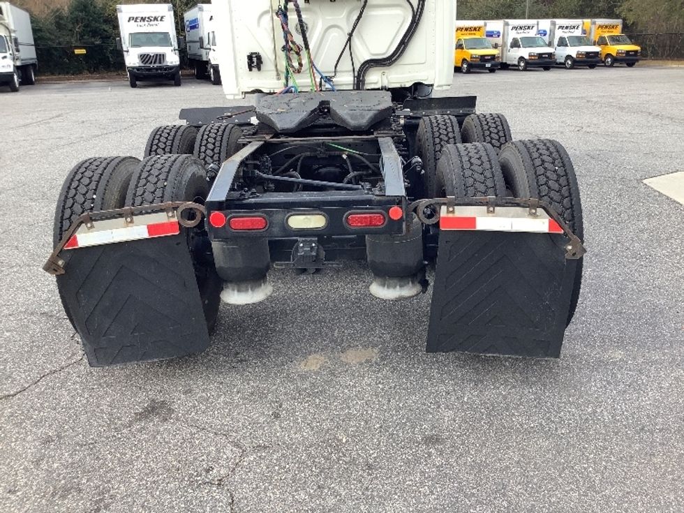 Sleeper Tractor-Heavy Duty Tractors-Freightliner-2019-T11662ST-Prince George-VA-39,267\n\t\tmiles-$ 68,500 - Image 22