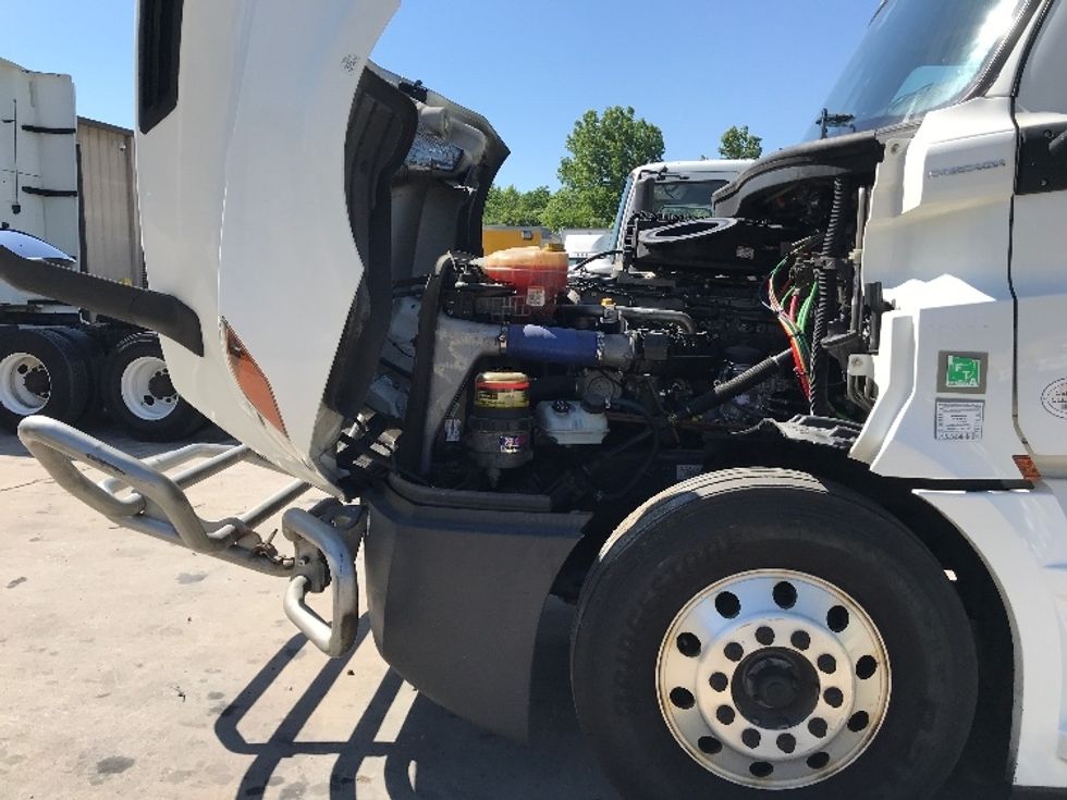 Sleeper Tractor-Heavy Duty Tractors-Freightliner-2019-T12662ST-Ocala-FL-548,240\n\t\tmiles-$ 52,000 - Image 20