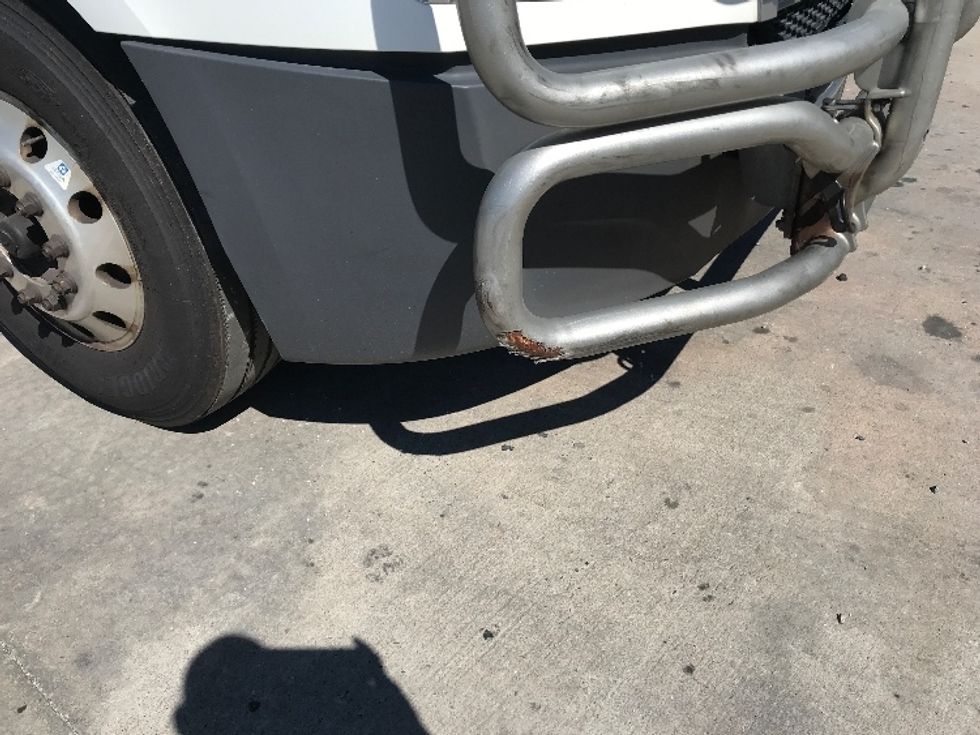 Sleeper Tractor-Heavy Duty Tractors-Freightliner-2019-T12662ST-Ocala-FL-548,240\n\t\tmiles-$ 52,000 - Image 21