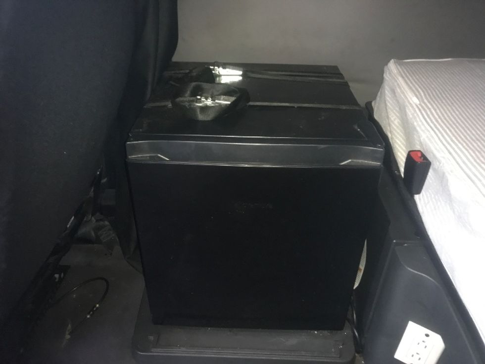 Sleeper Tractor-Heavy Duty Tractors-Freightliner-2019-T12664ST-Akron-OH-605,129\n\t\tmiles-$ 52,500 - Image 22