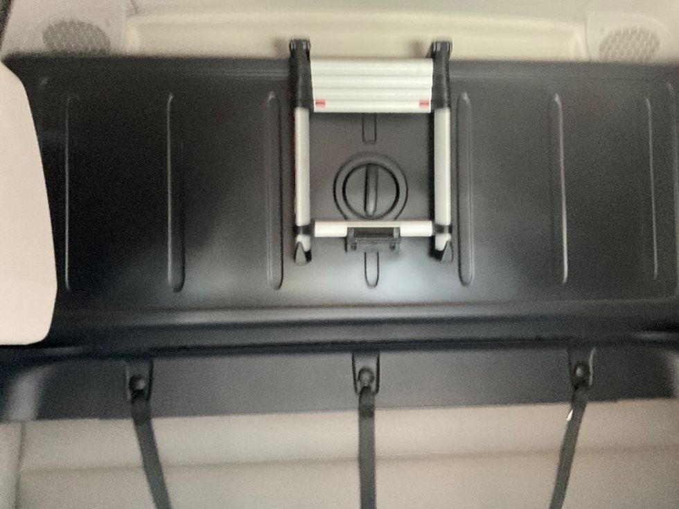 Sleeper Tractor-Heavy Duty Tractors-Freightliner-2019-T12664ST-Augusta-GA-92,872\n\t\tmiles-$ 69,500 - Image 22