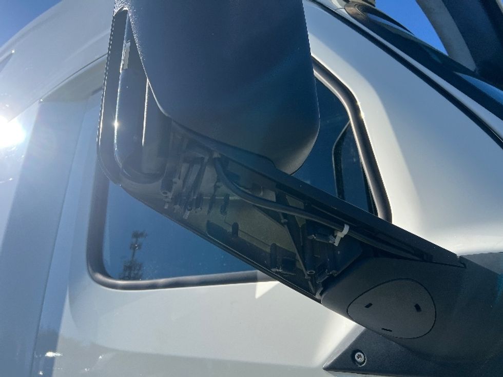 Sleeper Tractor-Heavy Duty Tractors-Freightliner-2019-T12664ST-Belcamp-MD-444,693\n\t\tmiles-$ 62,000 - Image 22