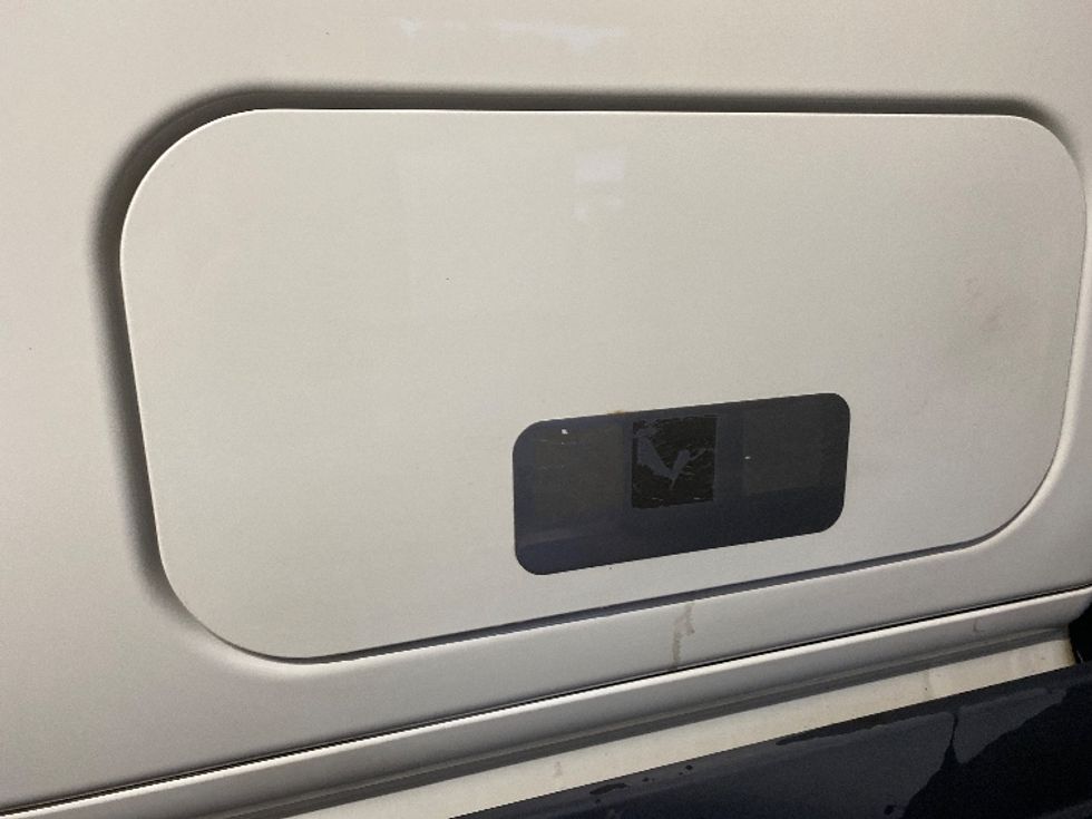 Sleeper Tractor-Heavy Duty Tractors-Freightliner-2019-T12664ST-Binghamton-NY-559,598\n\t\tmiles-$ 57,250 - Image 22