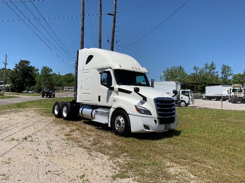 Your Next Used 2019 Freightliner T12664ST, 221102, Is For Sale And Ready For You In Birmingham