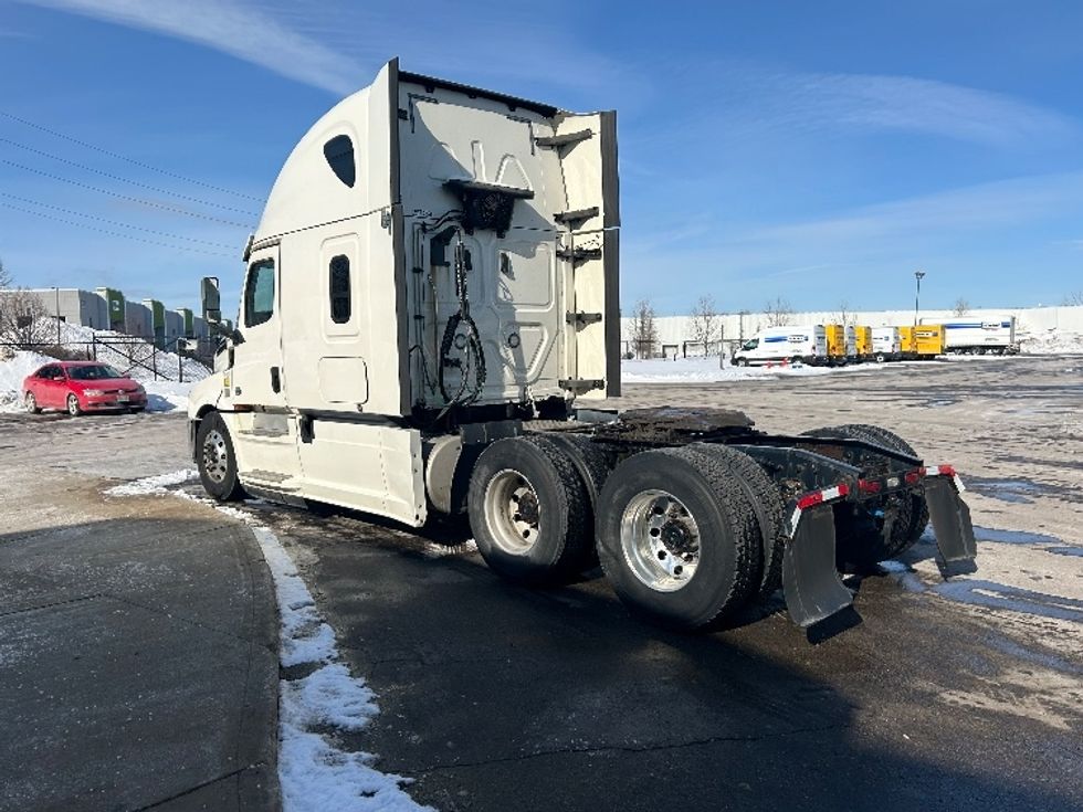 Sleeper Tractor-Heavy Duty Tractors-Freightliner-2019-T12664ST-Cambridge-ON-1,029,585\n\t\tkm-$ 59,000 - Image 5
