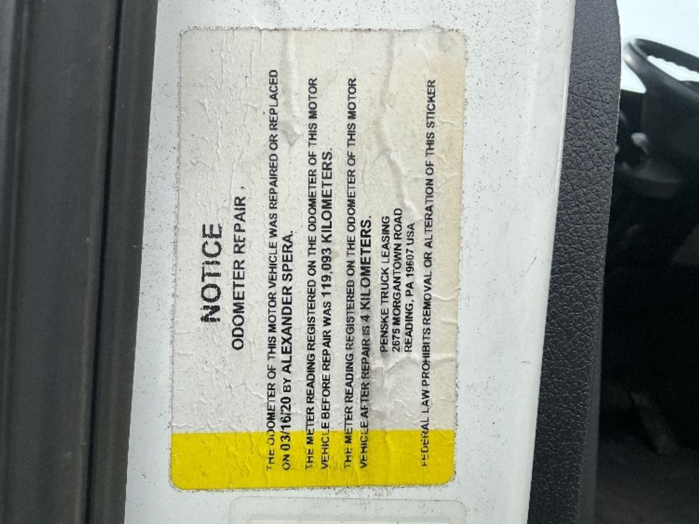 Sleeper Tractor-Heavy Duty Tractors-Freightliner-2019-T12664ST-Cambridge-ON-1,089,237\n\t\tkm-$ 56,000 - Image 22