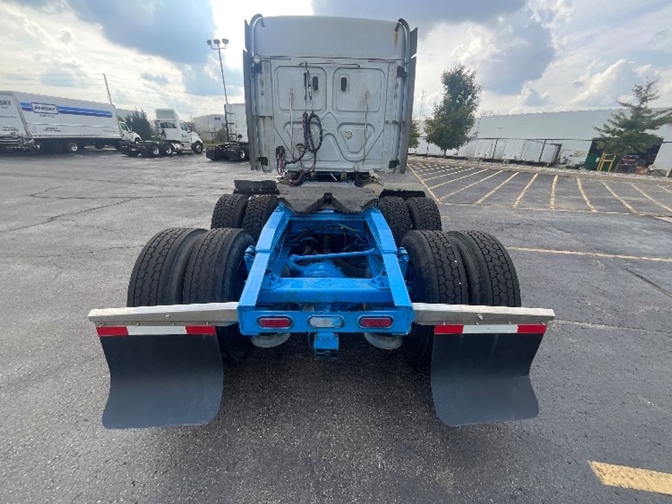 Sleeper Tractor-Heavy Duty Tractors-Freightliner-2019-T12664ST-Cambridge-ON-645,299\n\t\tkm-$ 68,750 - Image 6