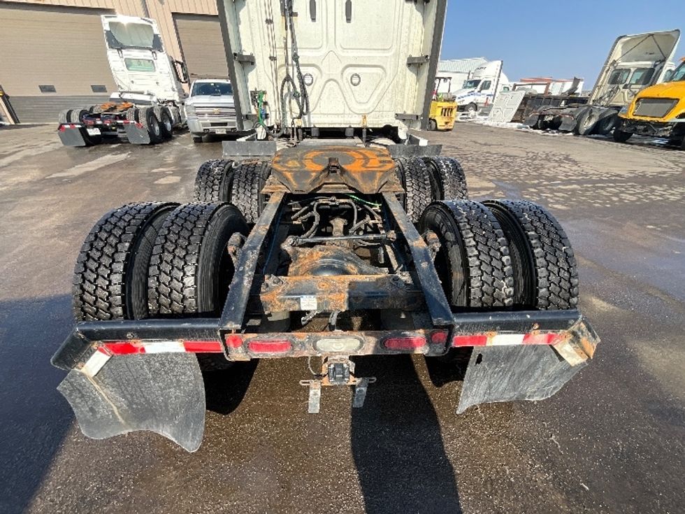 Sleeper Tractor-Heavy Duty Tractors-Freightliner-2019-T12664ST-Cambridge-ON-949,610\n\t\tkm-$ 62,750 - Image 6