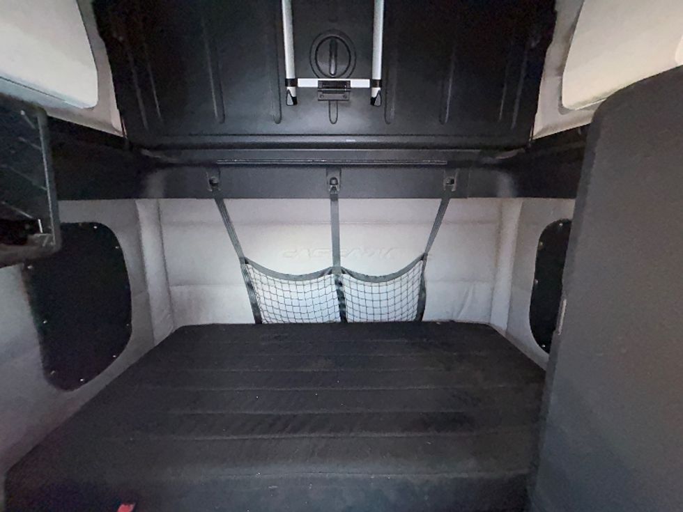 Sleeper Tractor-Heavy Duty Tractors-Freightliner-2019-T12664ST-Clackamas-OR-434,400\n\t\tmiles-$ 63,250 - Image 17