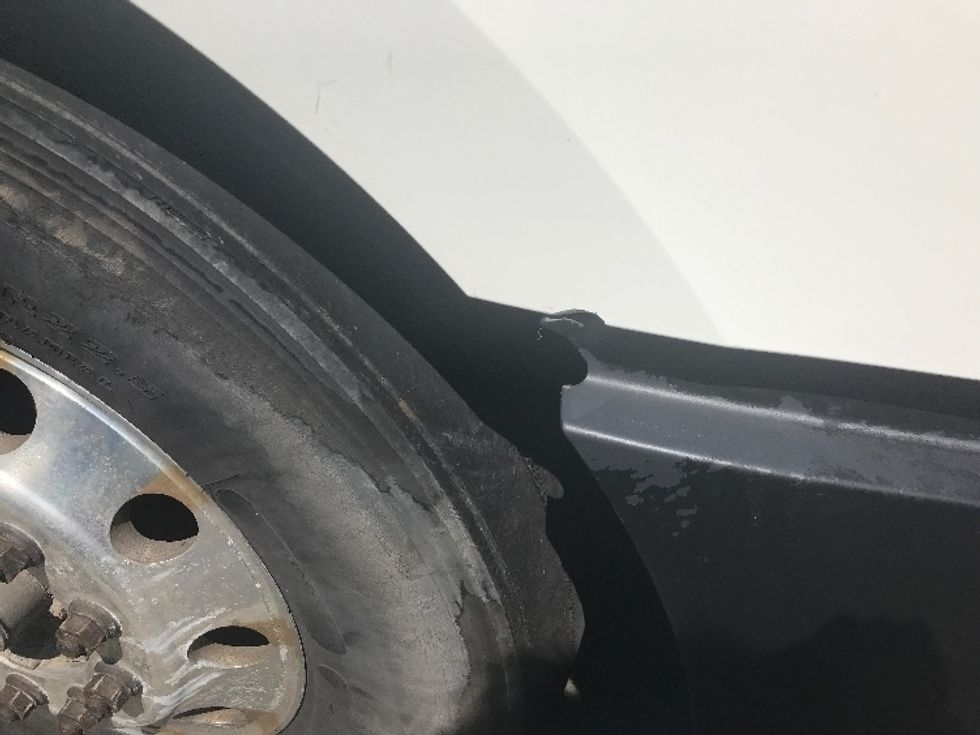 Sleeper Tractor-Heavy Duty Tractors-Freightliner-2019-T12664ST-Dartmouth-NS-628,090\n\t\tkm-$ 79,000 - Image 24