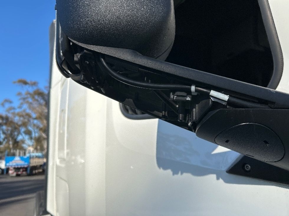 Sleeper Tractor-Heavy Duty Tractors-Freightliner-2019-T12664ST-Fontana-CA-539,274\n\t\tmiles-$ 64,000 - Image 23