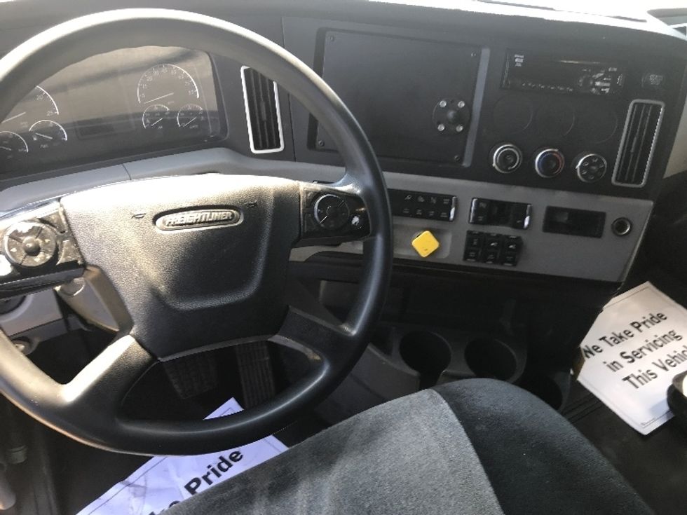 2019 Freightliner T12664ST Sleeper Tractor