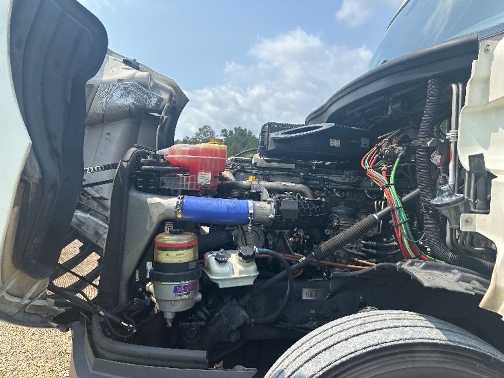 2019 Freightliner T12664ST Sleeper Tractor