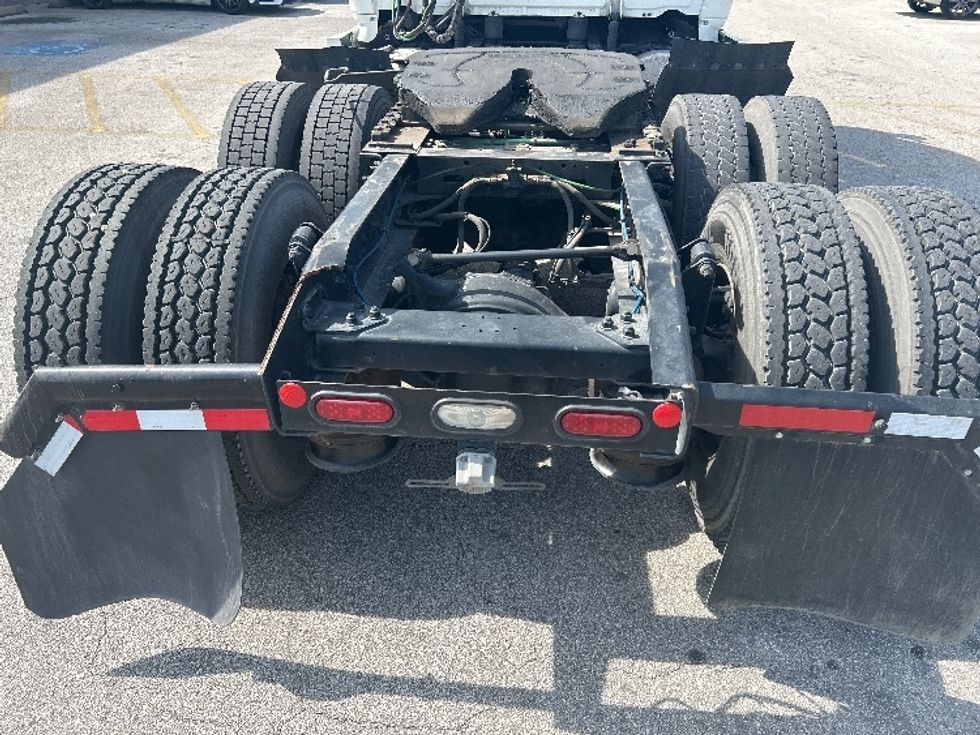 Sleeper Tractor-Heavy Duty Tractors-Freightliner-2019-T12664ST-Katy-TX-544,347\n\t\tmiles-$ 49,500 - Image 6