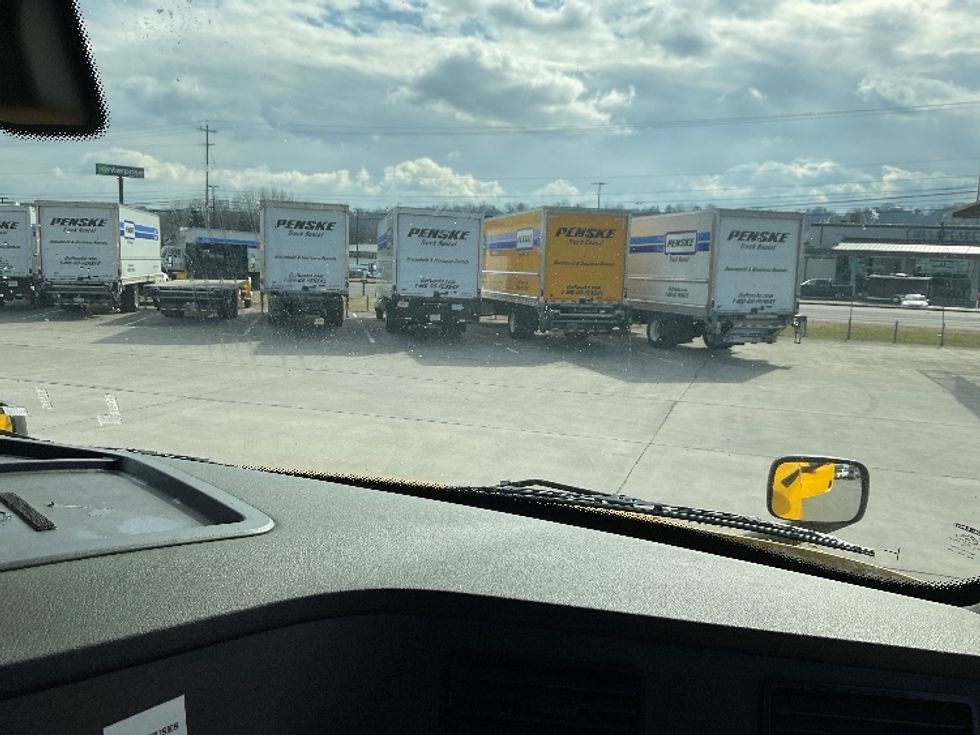 Sleeper Tractor-Heavy Duty Tractors-Freightliner-2019-T12664ST-Knoxville-TN-682,803\n\t\tmiles-$ 38,750 - Image 14