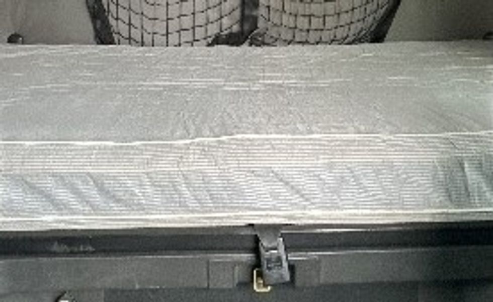 Sleeper Tractor-Heavy Duty Tractors-Freightliner-2019-T12664ST-Laredo-TX-380,891\n\t\tmiles-$ 54,250 - Image 21