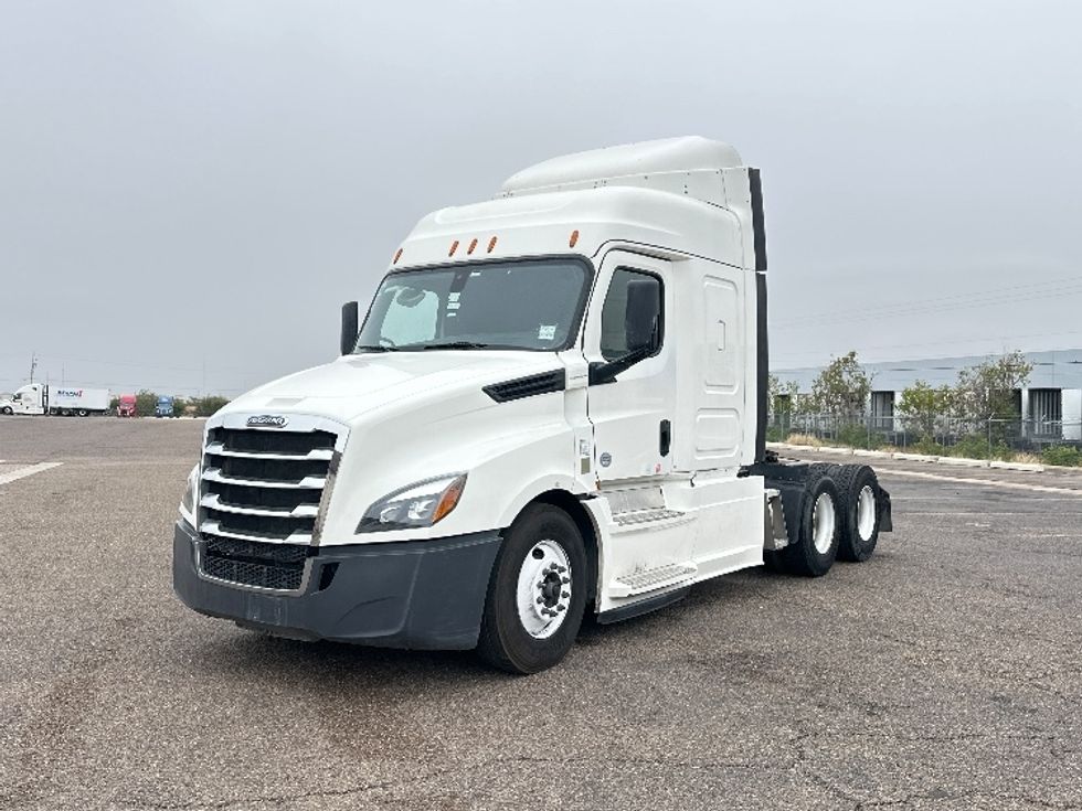 Sleeper Tractor-Heavy Duty Tractors-Freightliner-2019-T12664ST-Laredo-TX-380,891\n\t\tmiles-$ 54,250 - Image 3